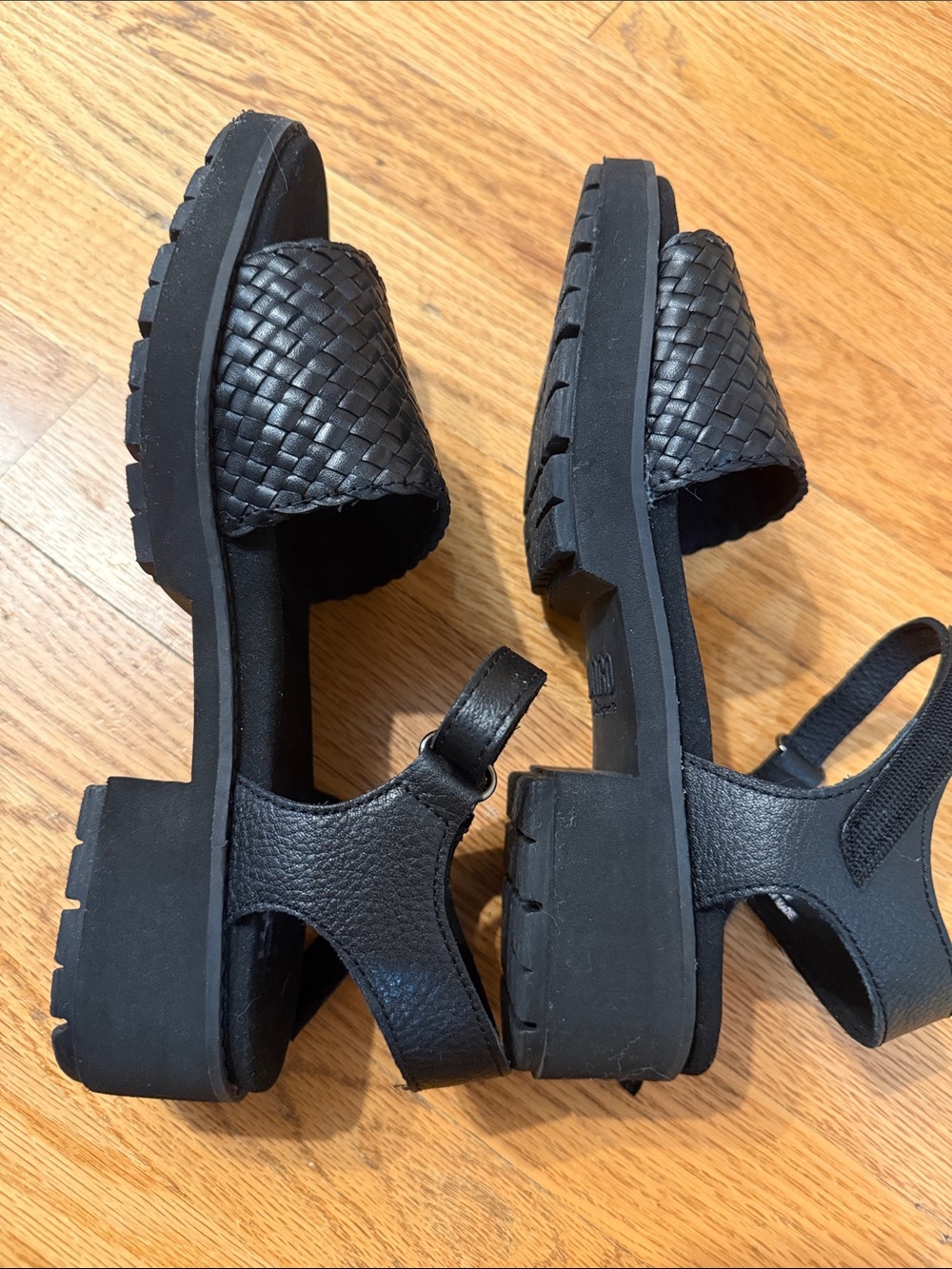 Munro Women's Conner Ankle Strap Platform Sandal Black - Picture 7 of 9